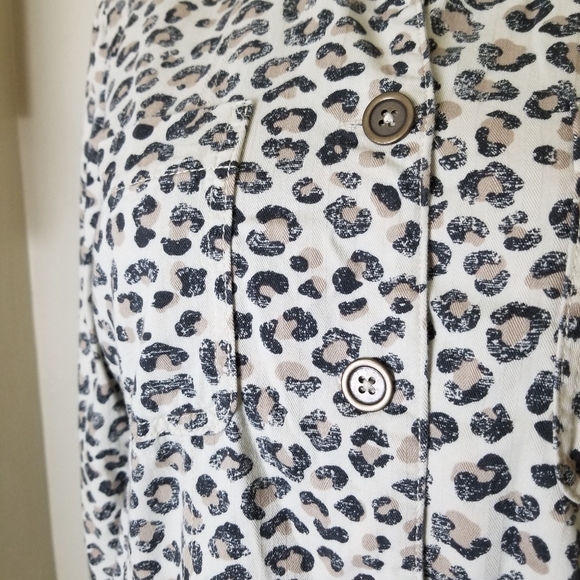 CASLON cream black animal print jacket - Picture 3 of 10